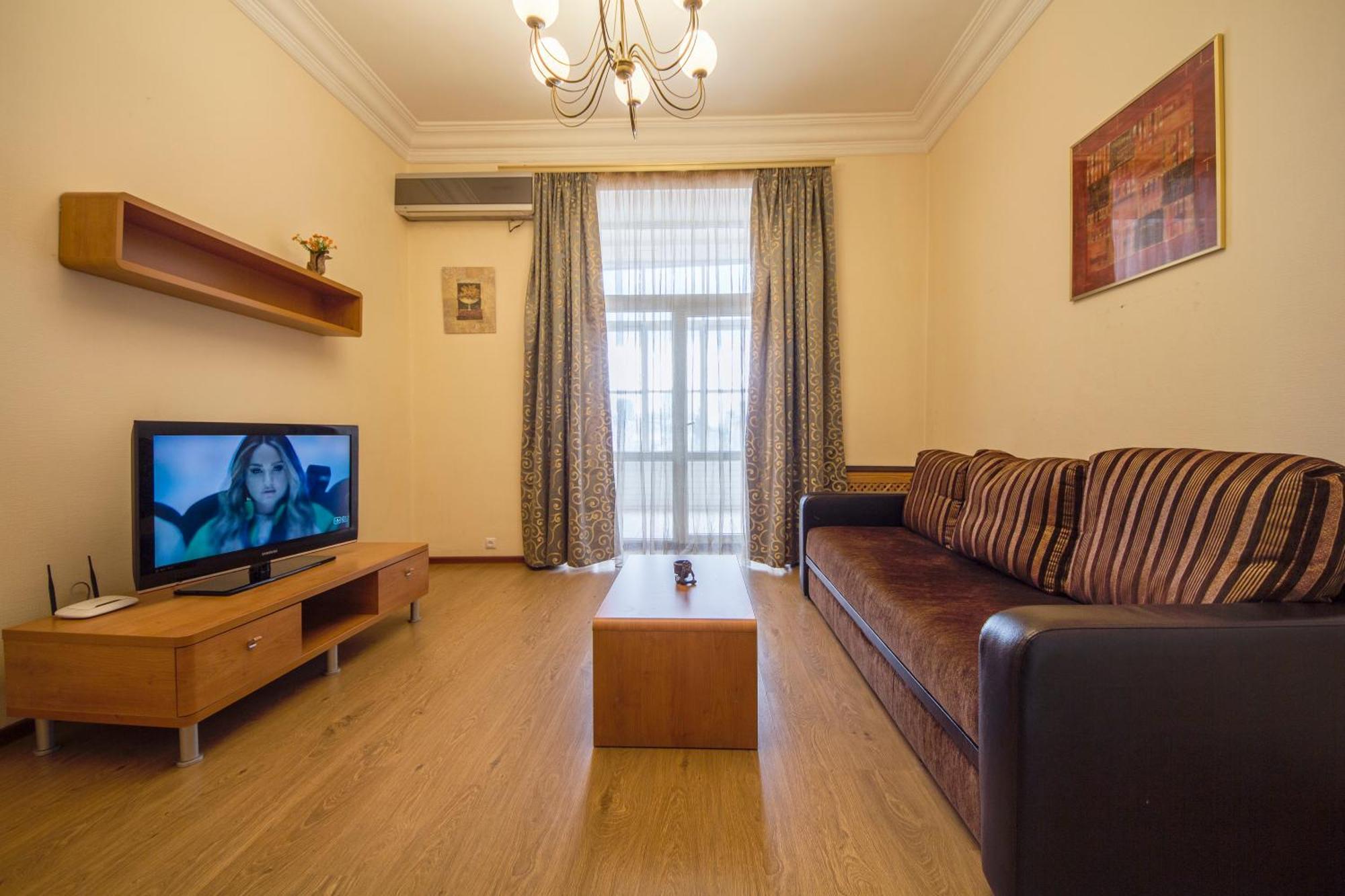 Central Apartments Kiev Esterno foto