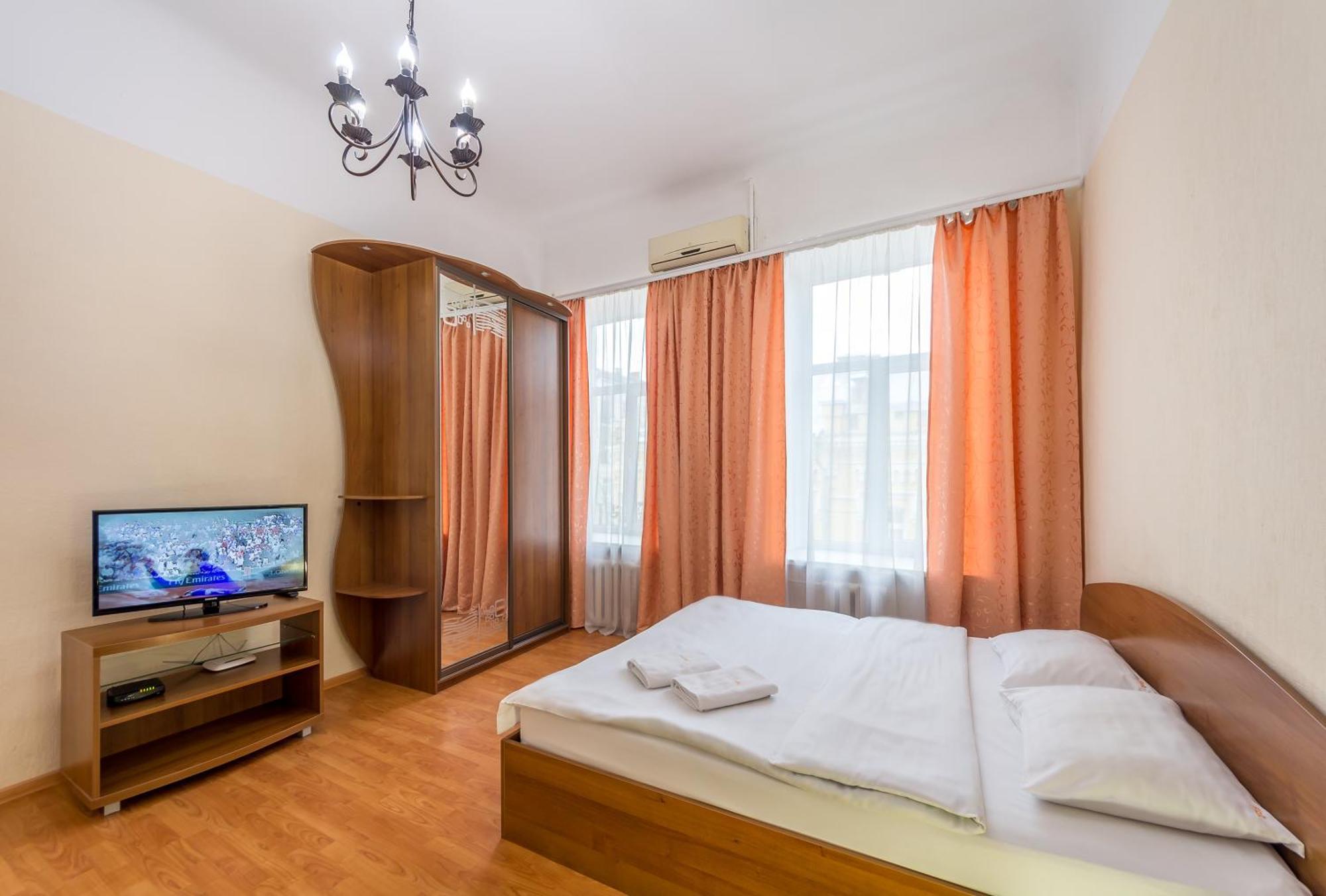 Central Apartments Kiev Esterno foto