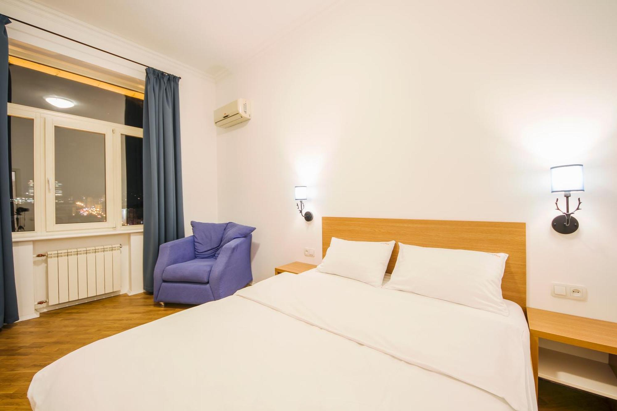 Central Apartments Kiev Esterno foto