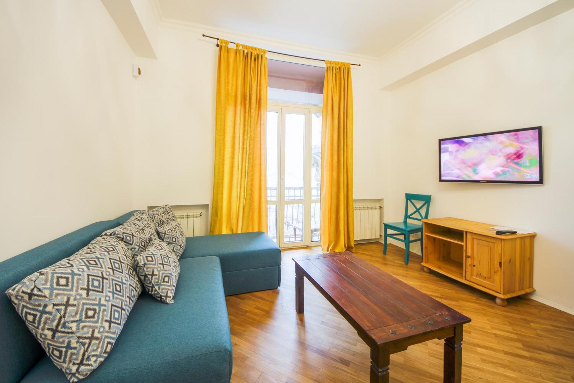 Central Apartments Kiev Esterno foto