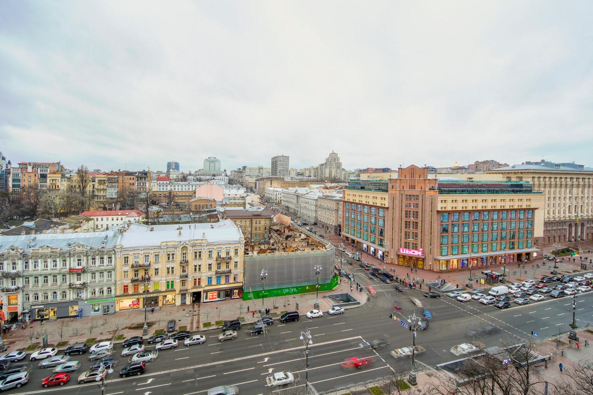 Central Apartments Kiev Esterno foto